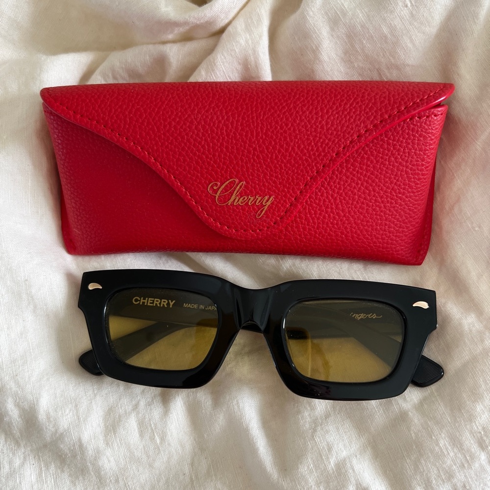Cherry Los Angeles Swinger sunglasses